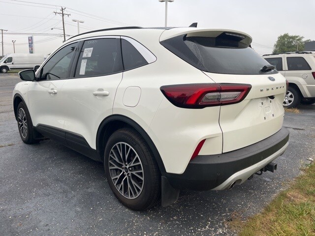 2024 Ford Escape Plug-In Hybrid Base photo 2