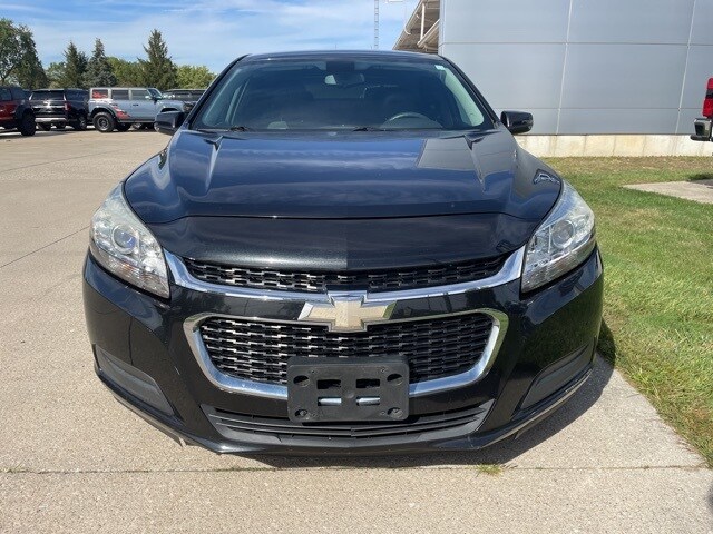 2014 Chevrolet Malibu 1LT photo 2