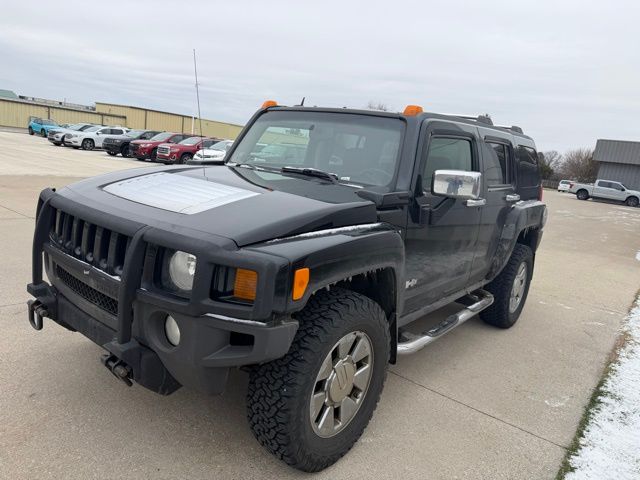 Used 2009 Hummer H3  with VIN 5GTEN13L998109552 for sale in Archbold, OH