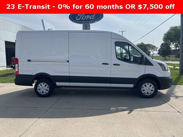 2023 Ford Transit photo 2