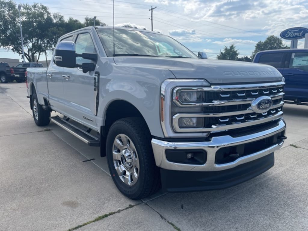 New 2026 Ford F-250SD Lariat Truck