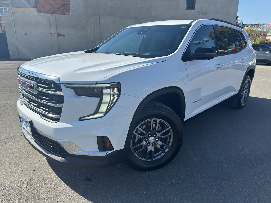 Used 2025 GMC Acadia Elevation SUV