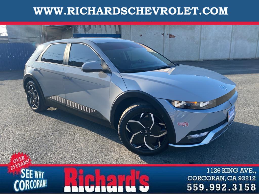 2024 Hyundai IONIQ 5 SEL's photo