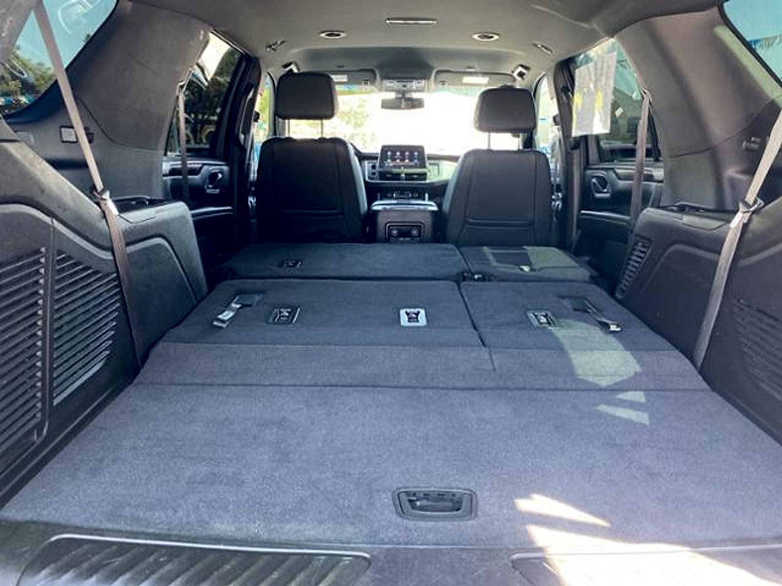 2021 Chevrolet Tahoe LT - Photo 16