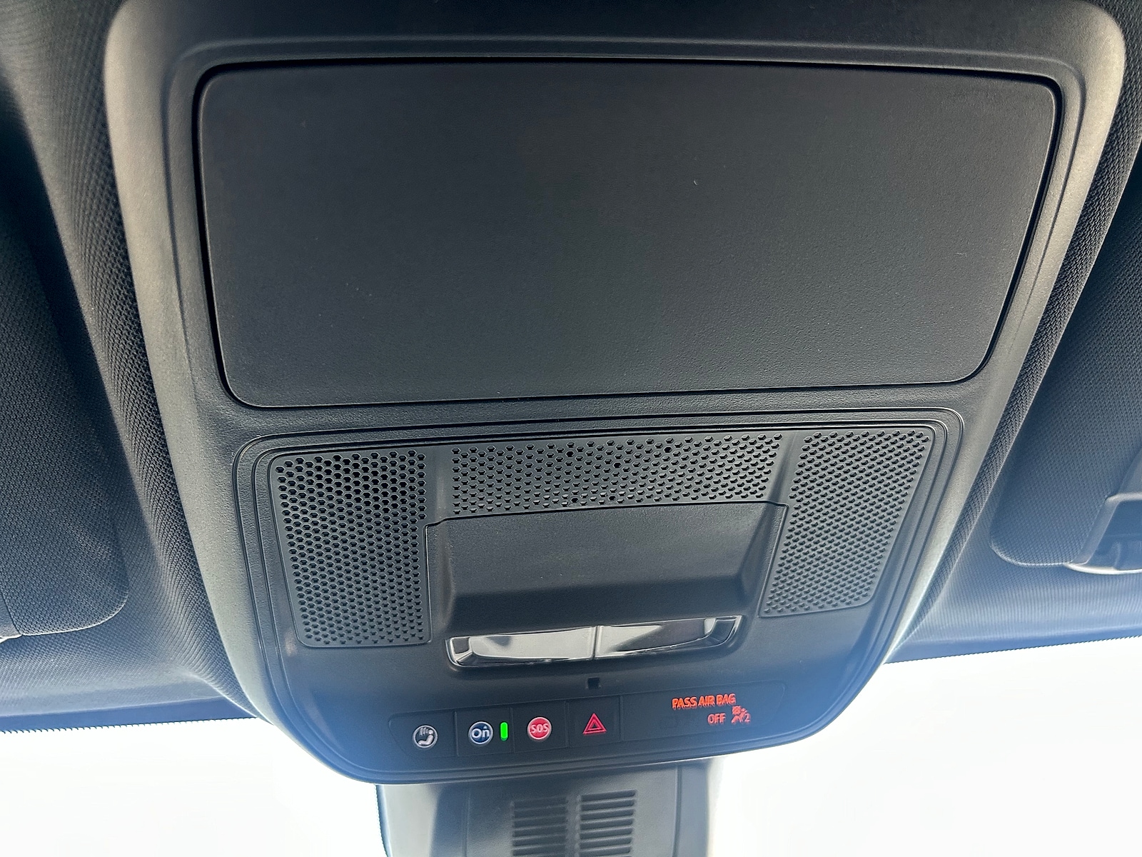 2027 Chevrolet Equinox LT - Photo 22