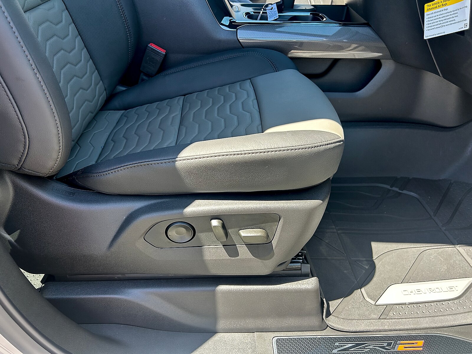 2026 Chevrolet Silverado 1500 ZR2 - Photo 35