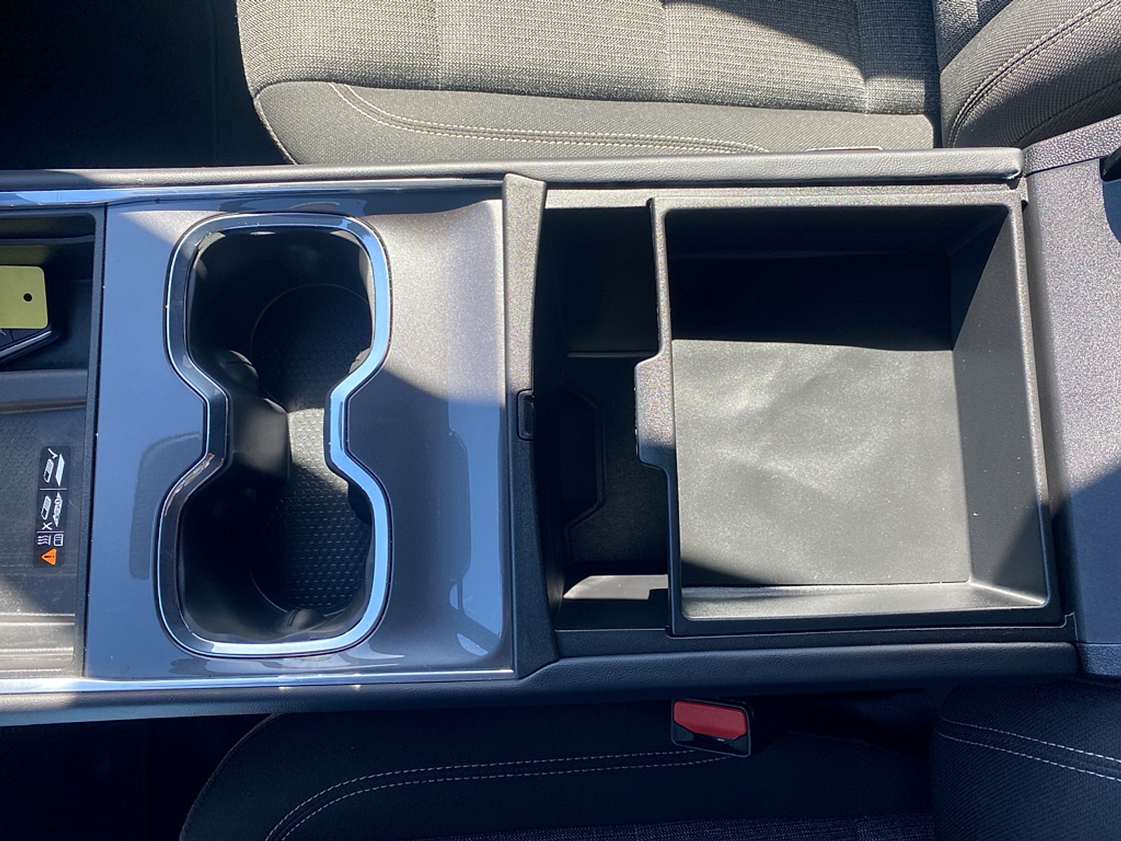 2025 GMC Acadia Elevation - Photo 30