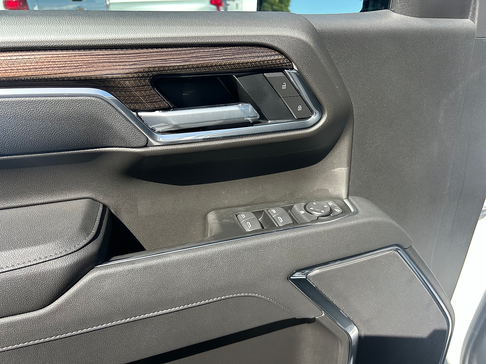 2026 Chevrolet Silverado 1500 LT - Photo 23