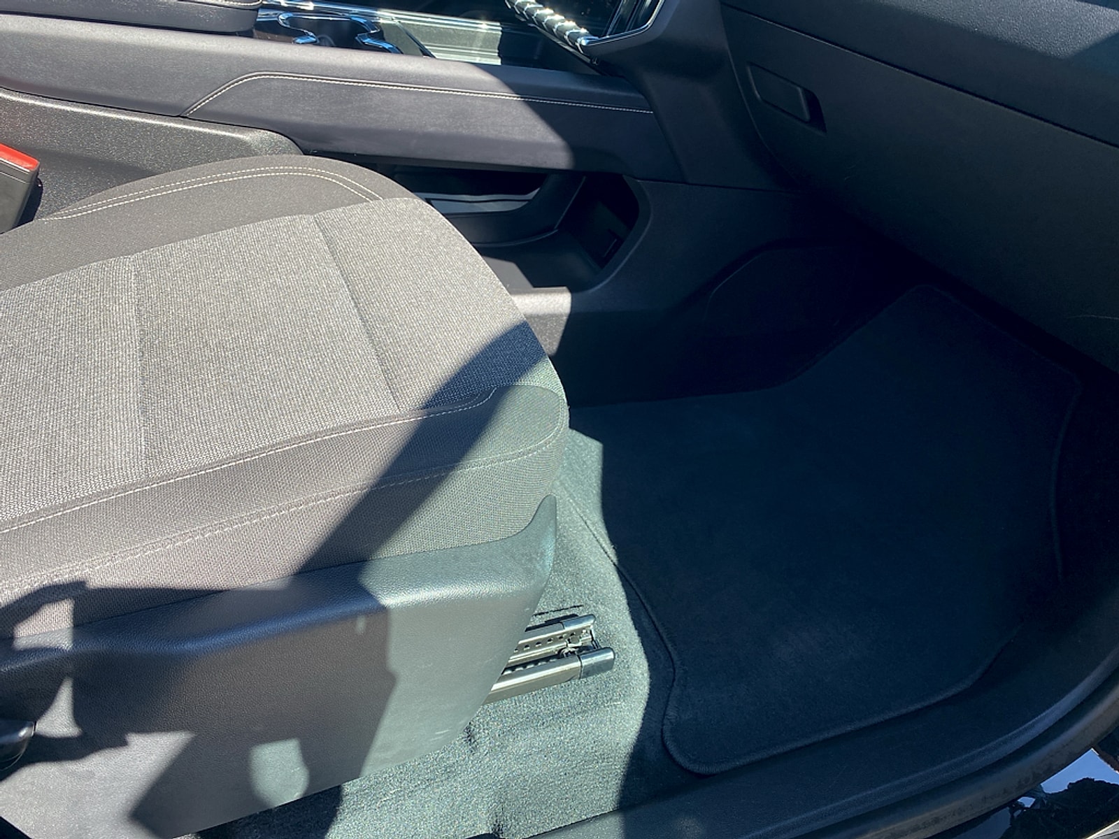 2025 GMC Acadia Elevation - Photo 18