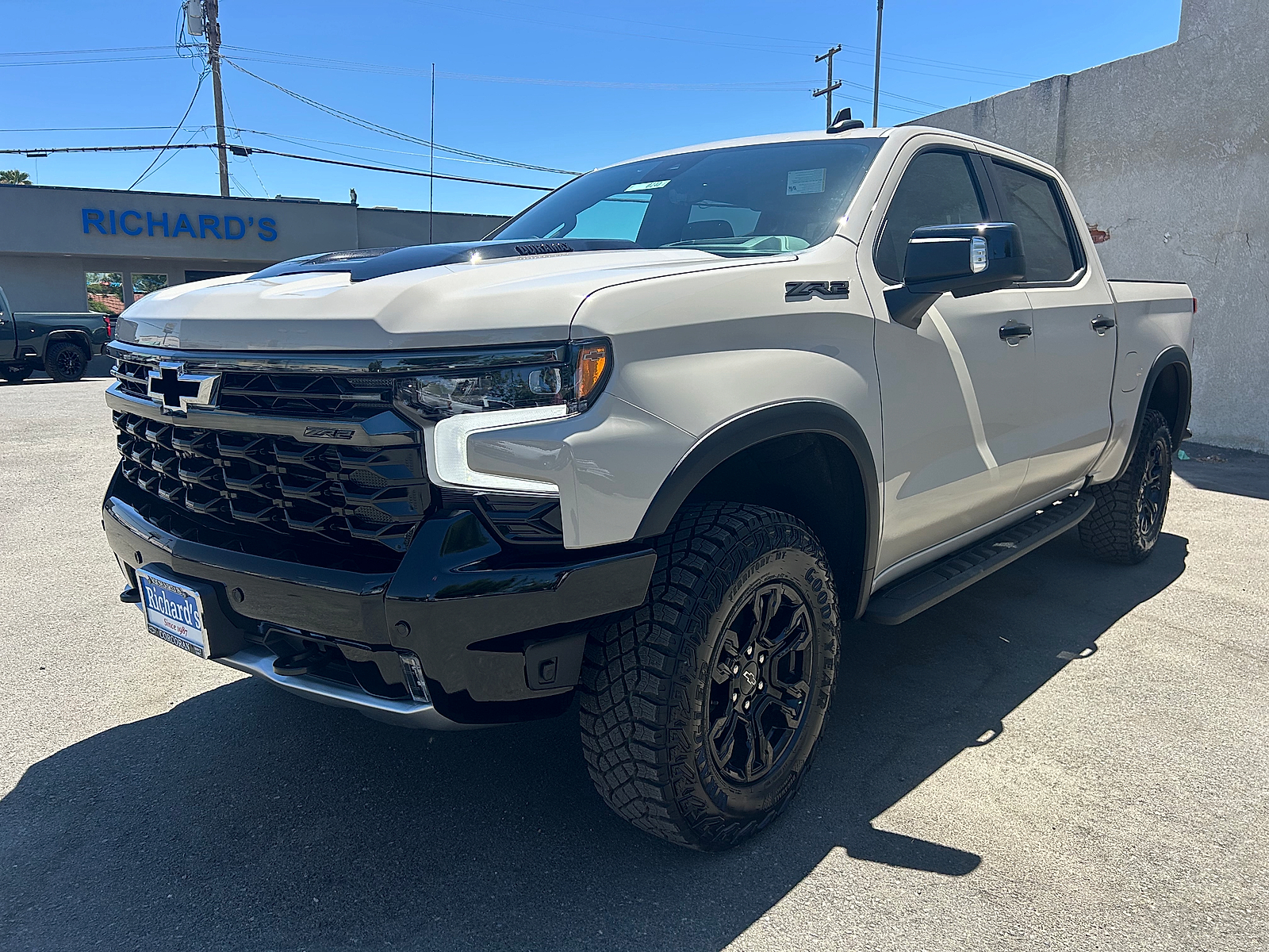 2026 Chevrolet Silverado 1500 ZR2 - Photo 7