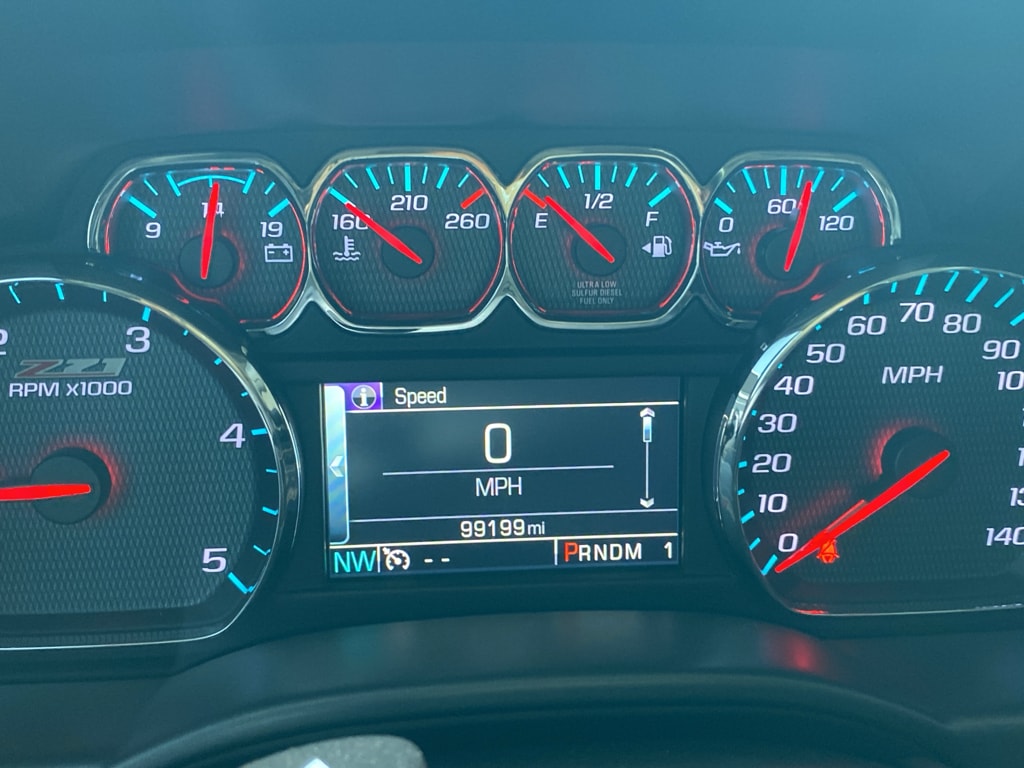 Used 2015 Chevrolet Silverado 2500HD LTZ with VIN 1GC1KWE87FF675799 for sale in Corcoran, CA