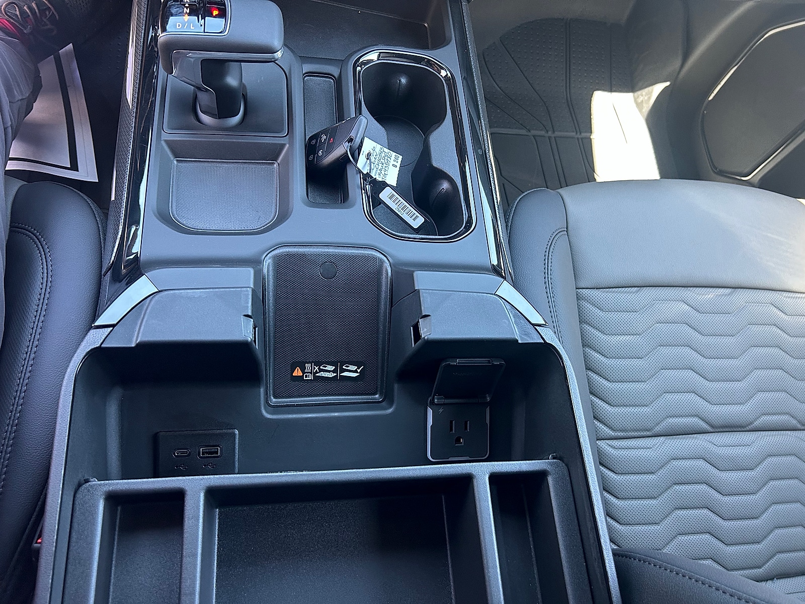 2026 Chevrolet Silverado 1500 ZR2 - Photo 28