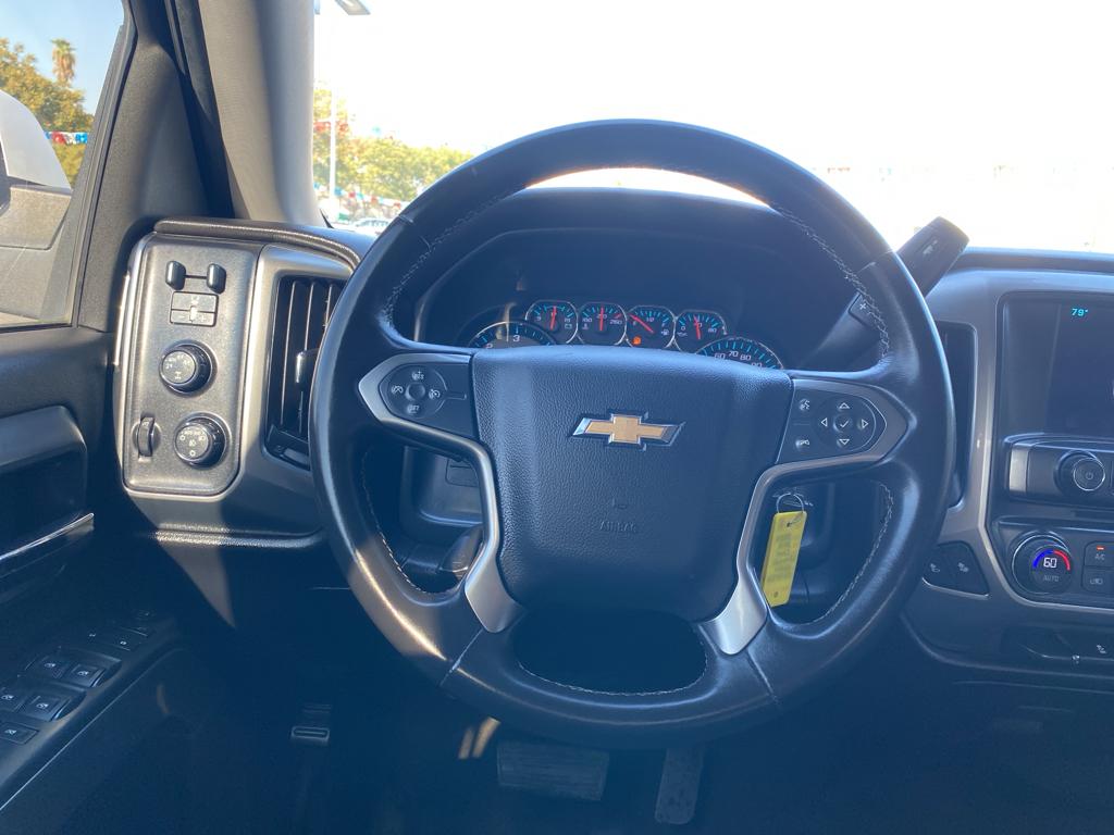 2015 Chevrolet Silverado 1500 LT photo 4