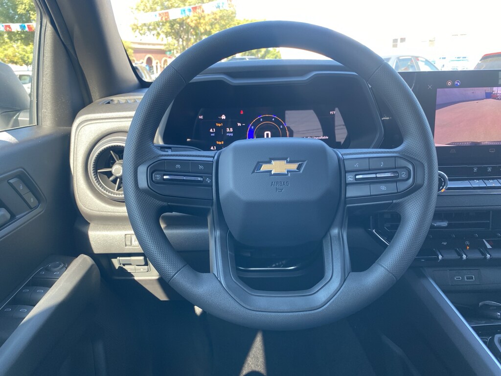 2026 Chevrolet Colorado Work Truck photo 3