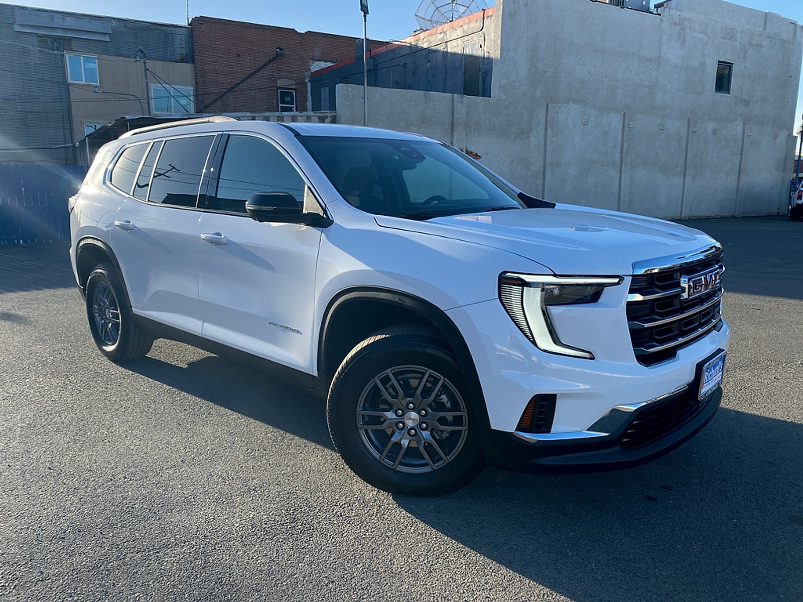2025 GMC Acadia Elevation AWD's photo