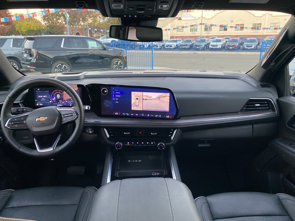 Used 2025 Chevrolet Suburban Premier SUV