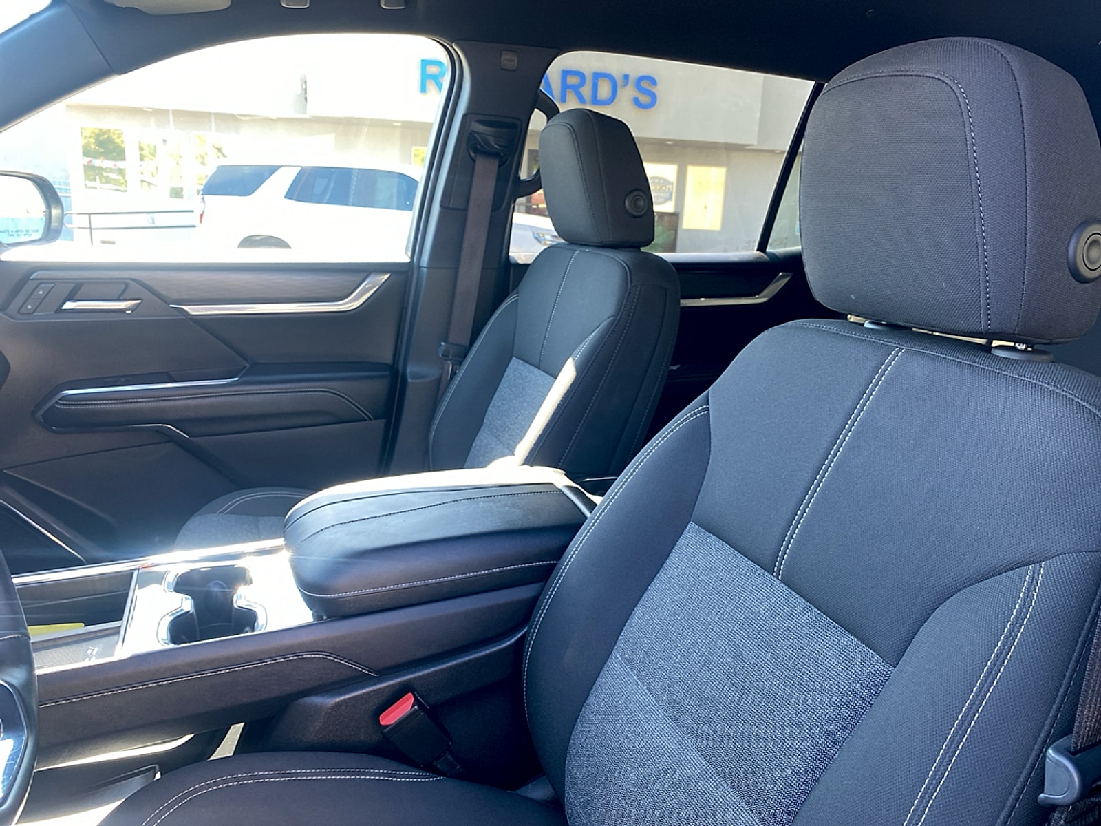 2025 GMC Acadia Elevation - Photo 22