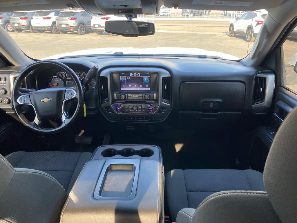 2015 Chevrolet Silverado 1500 LT photo 3