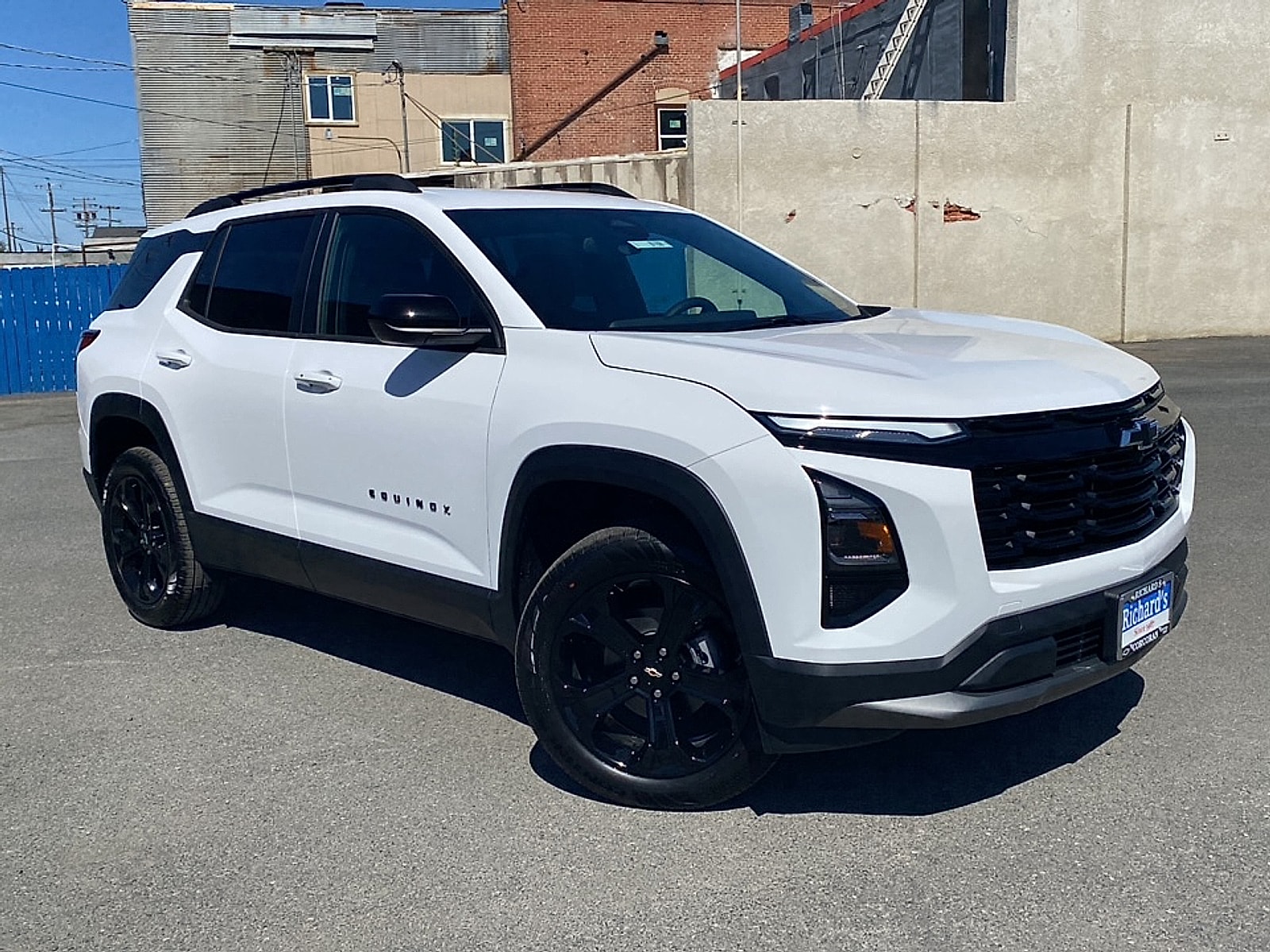 2026 Chevrolet Equinox LT 1.5T's photo