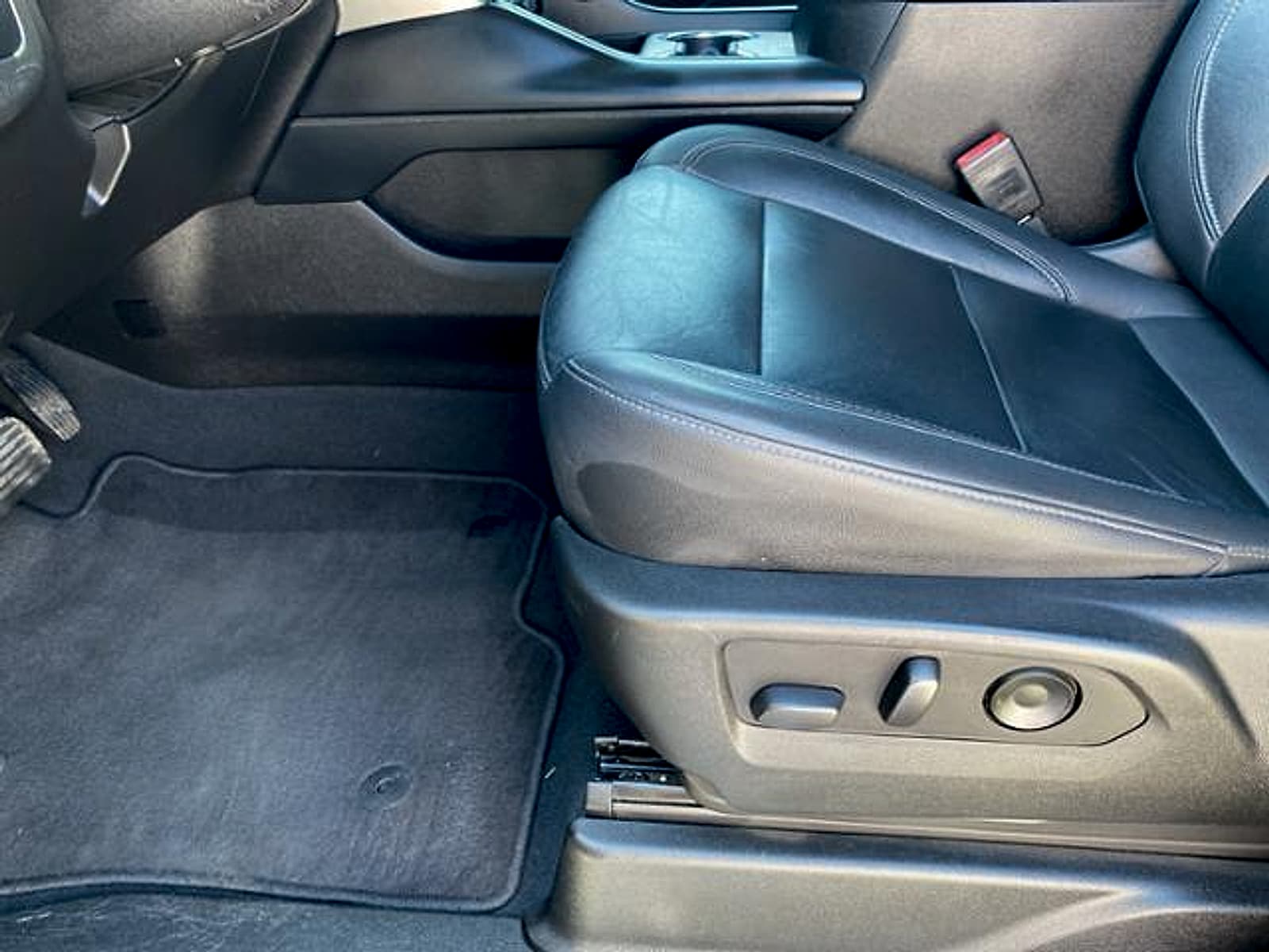 2021 Chevrolet Tahoe LT - Photo 27