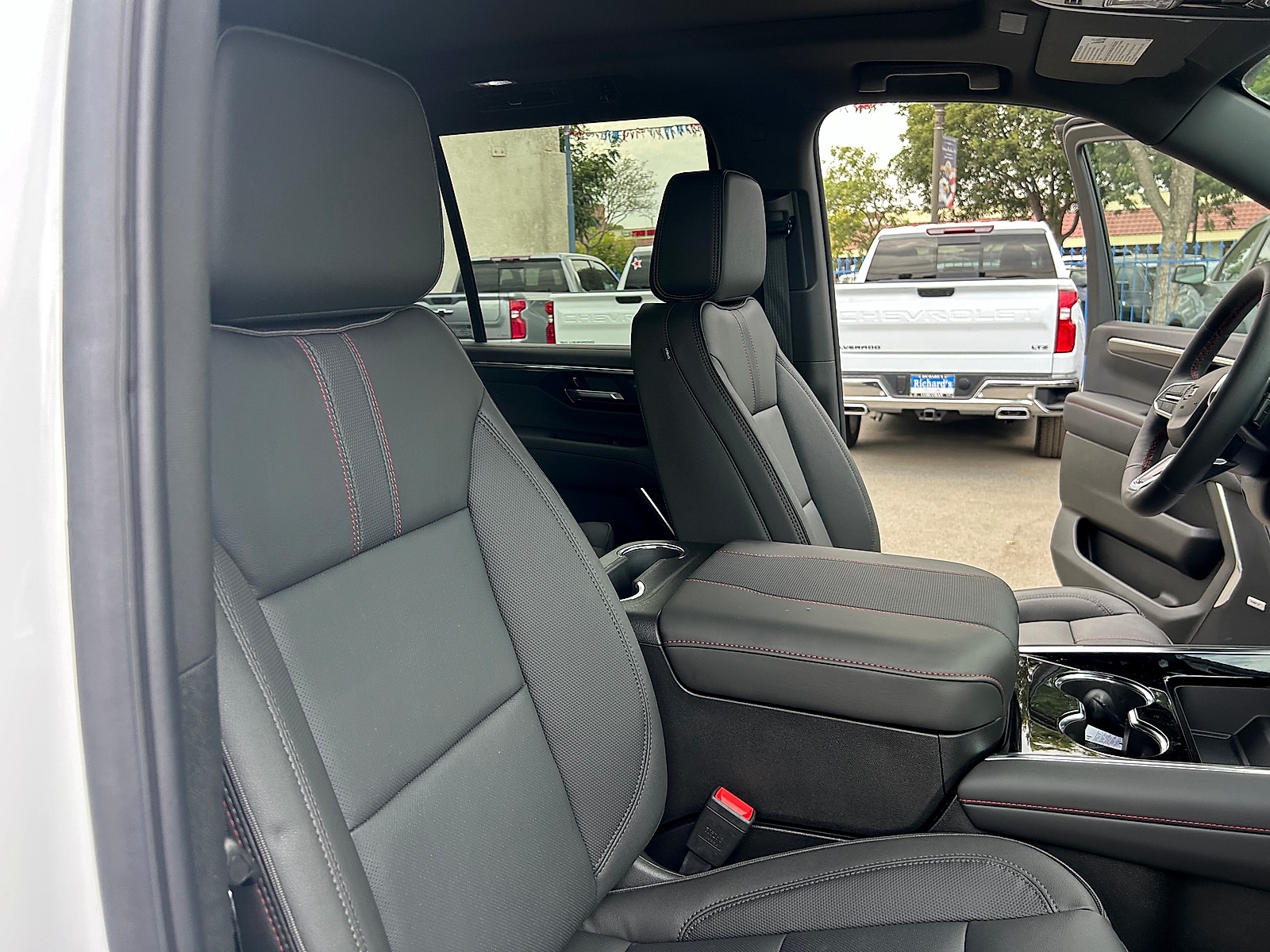2026 Chevrolet Tahoe RST - Photo 39