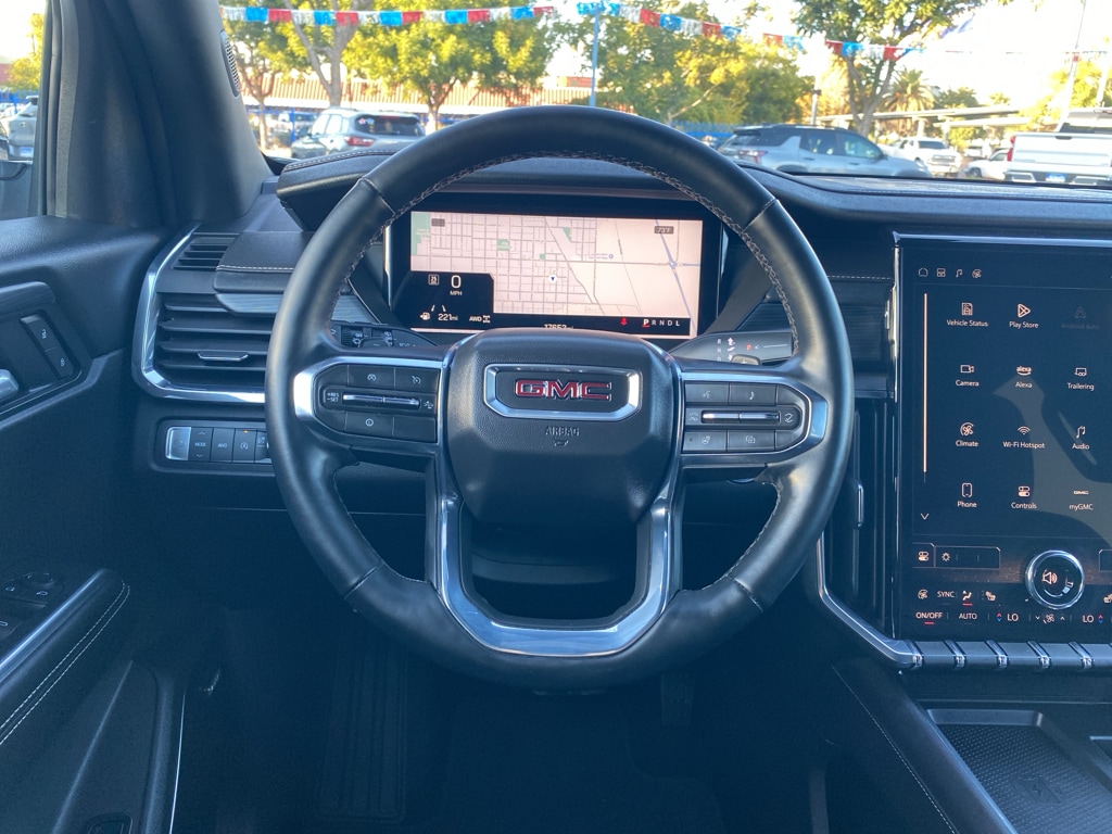 Used 2025 GMC Acadia Elevation SUV