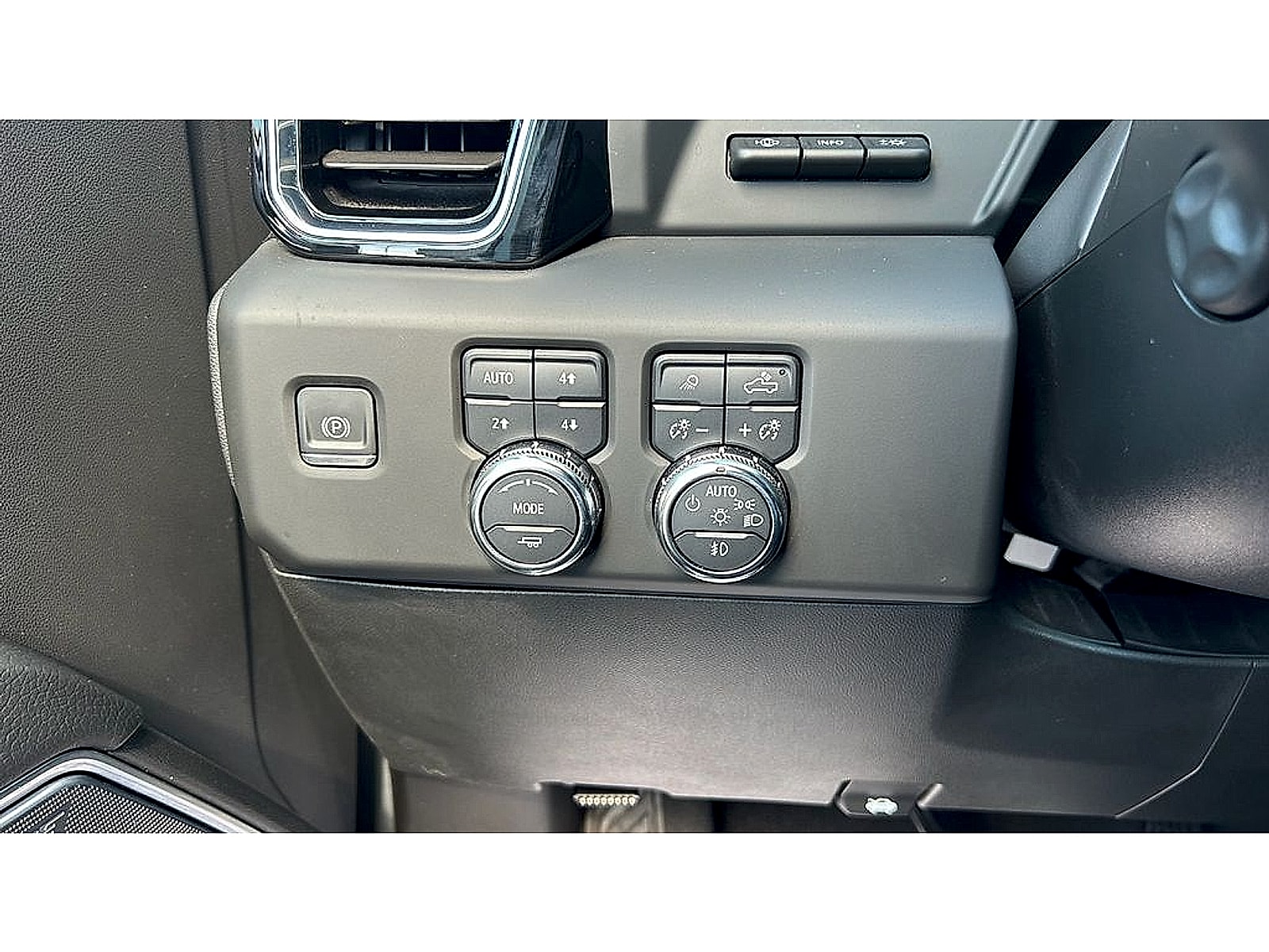 2024 GMC Sierra 1500 Denali Denali - Photo 18