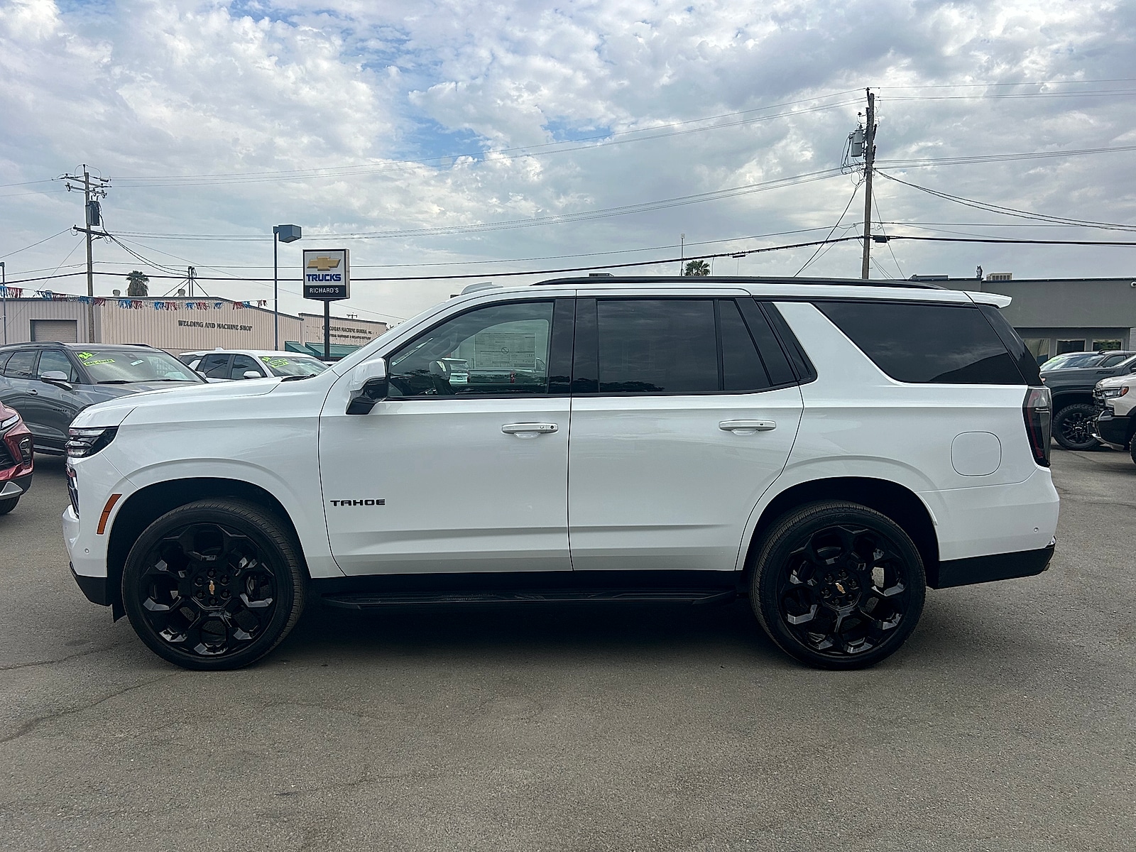2026 Chevrolet Tahoe RST - Photo 8