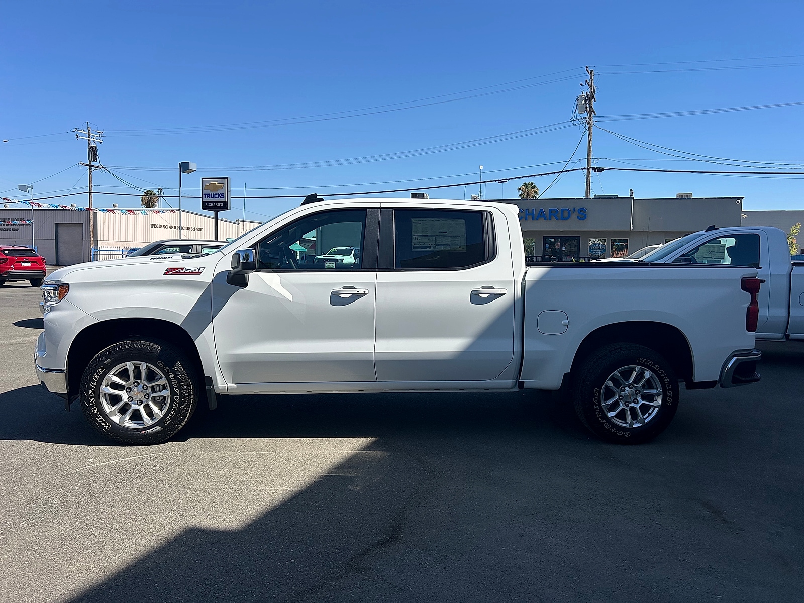 2026 Chevrolet Silverado 1500 LT - Photo 6
