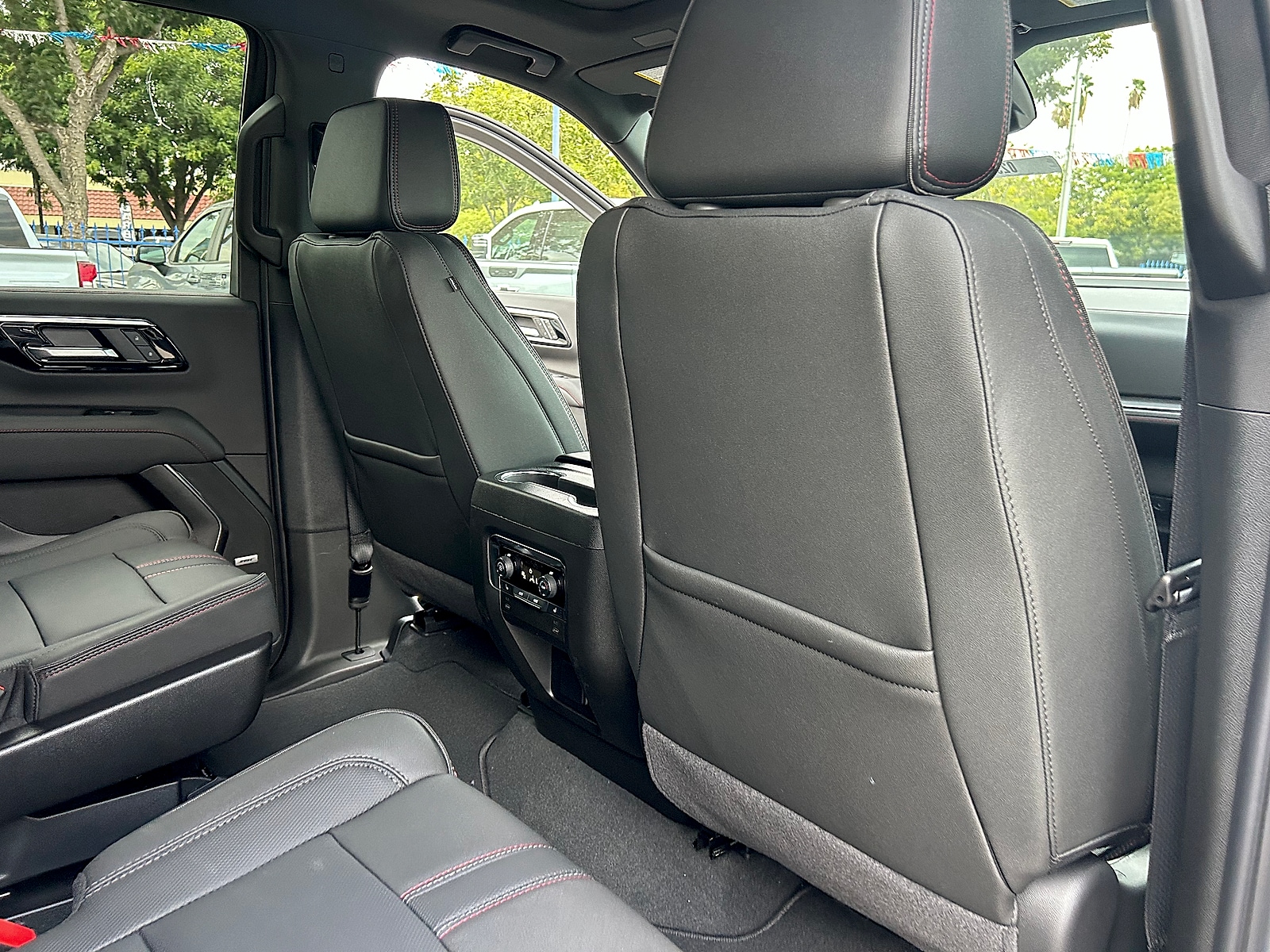 2026 Chevrolet Tahoe RST - Photo 35