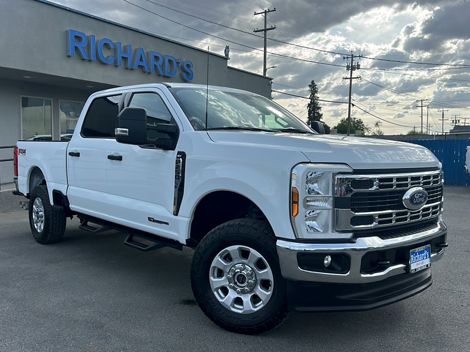 2024 Ford F-250 XL 4x4 Crew Cab 8' Box's photo