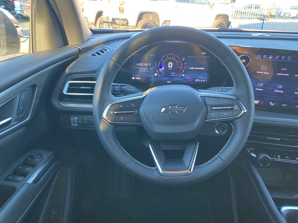 2026 Chevrolet Traverse photo 2