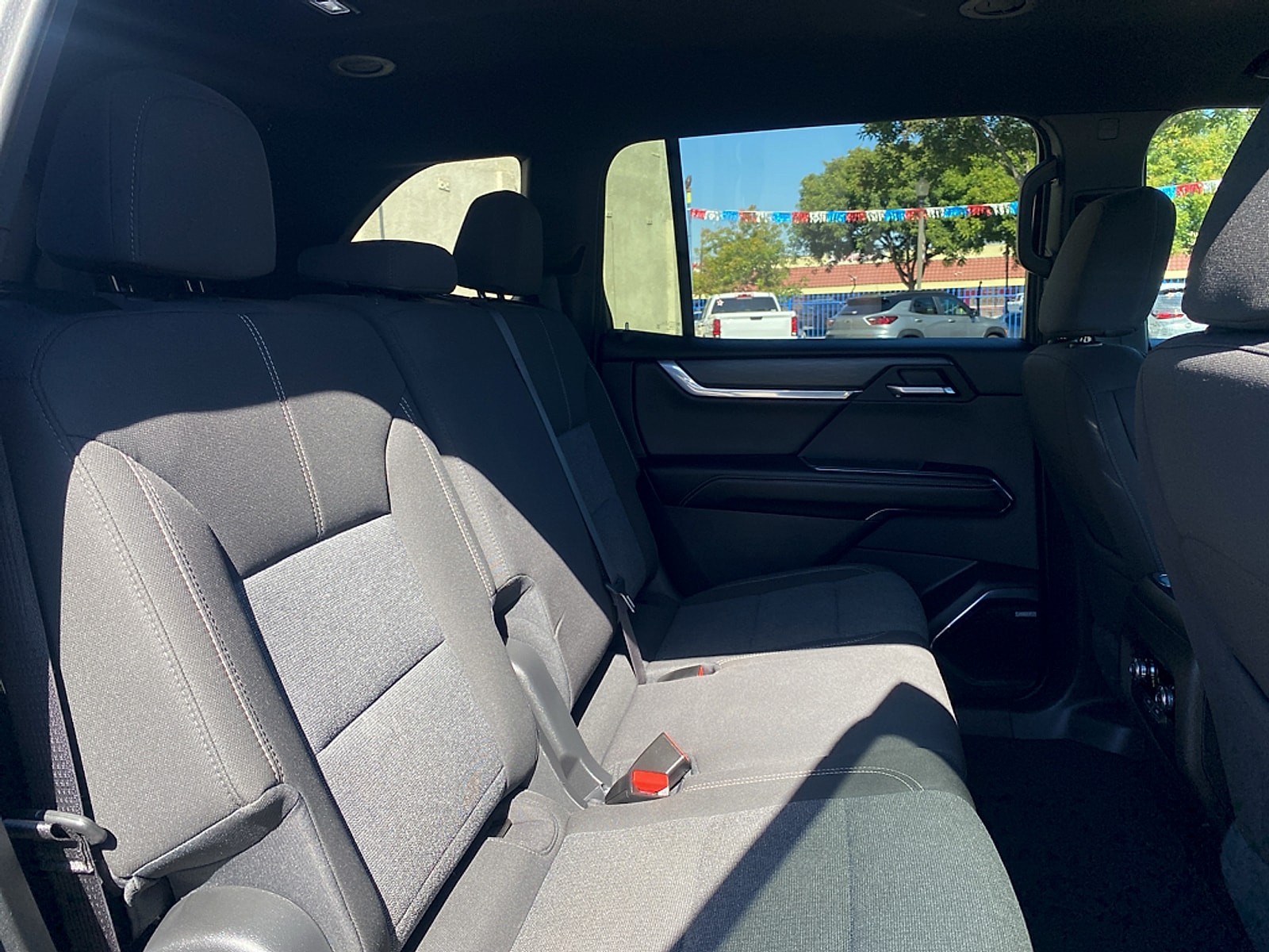 2025 GMC Acadia Elevation - Photo 15
