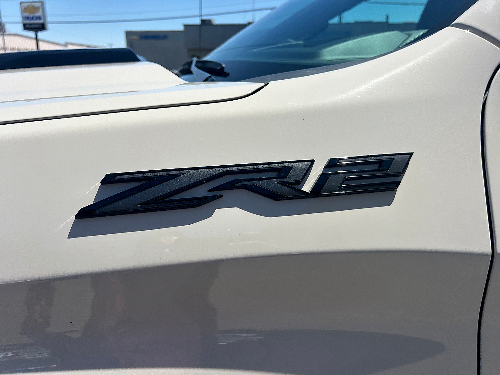 2026 Chevrolet Silverado 1500 ZR2 - Photo 10