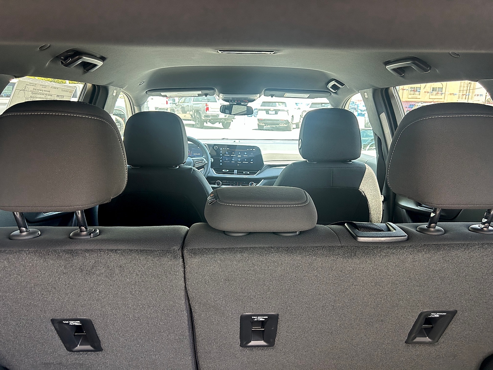 2027 Chevrolet Equinox LT - Photo 27