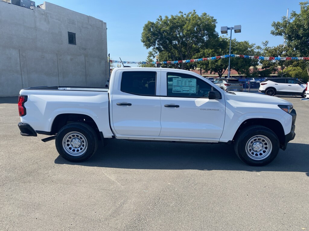 2026 Chevrolet Colorado Work Truck photo 4