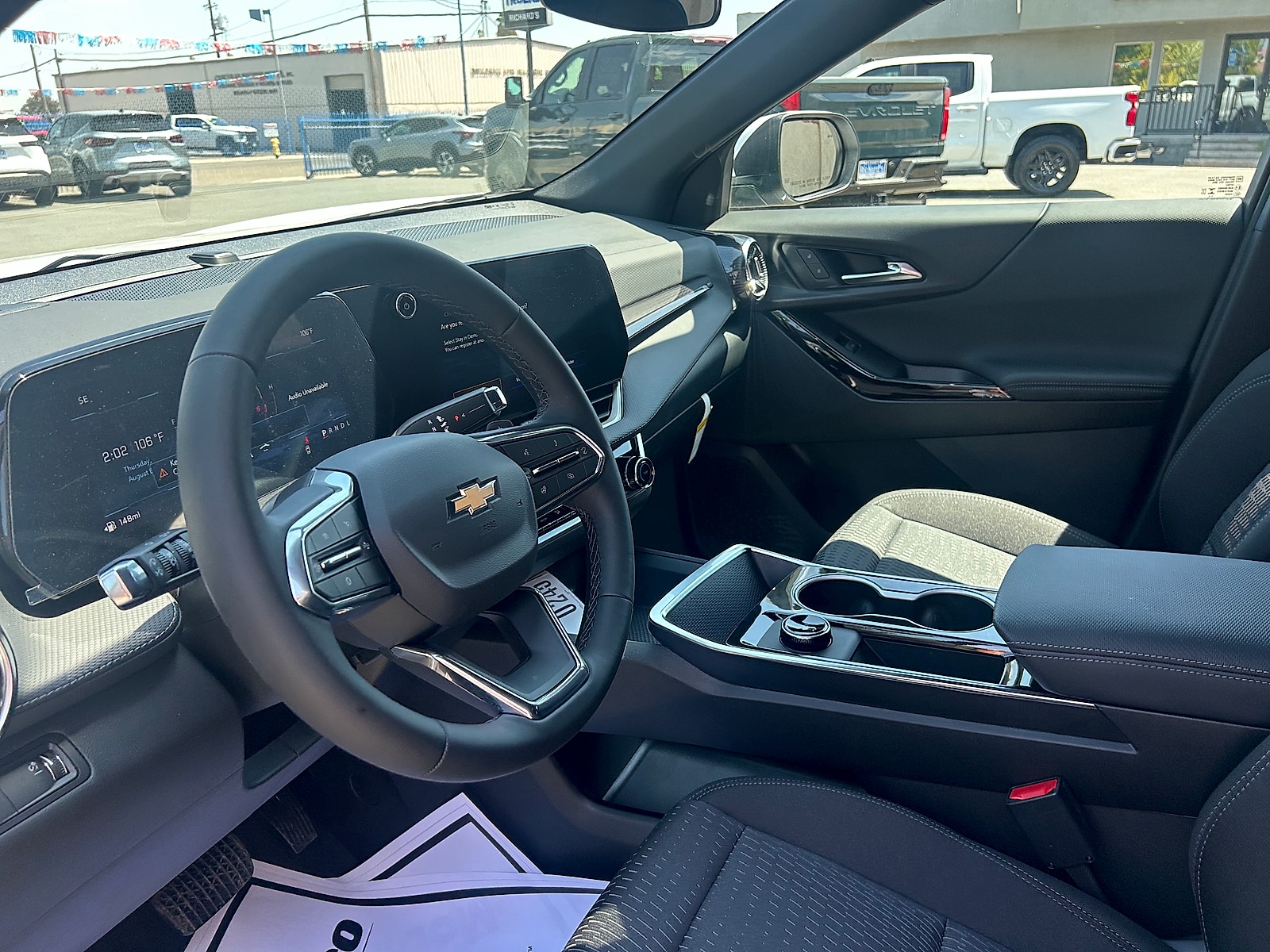 2027 Chevrolet Equinox LT - Photo 11