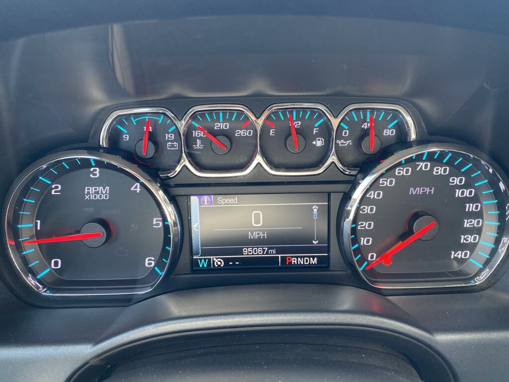 2015 Chevrolet Silverado 1500 LT photo 2