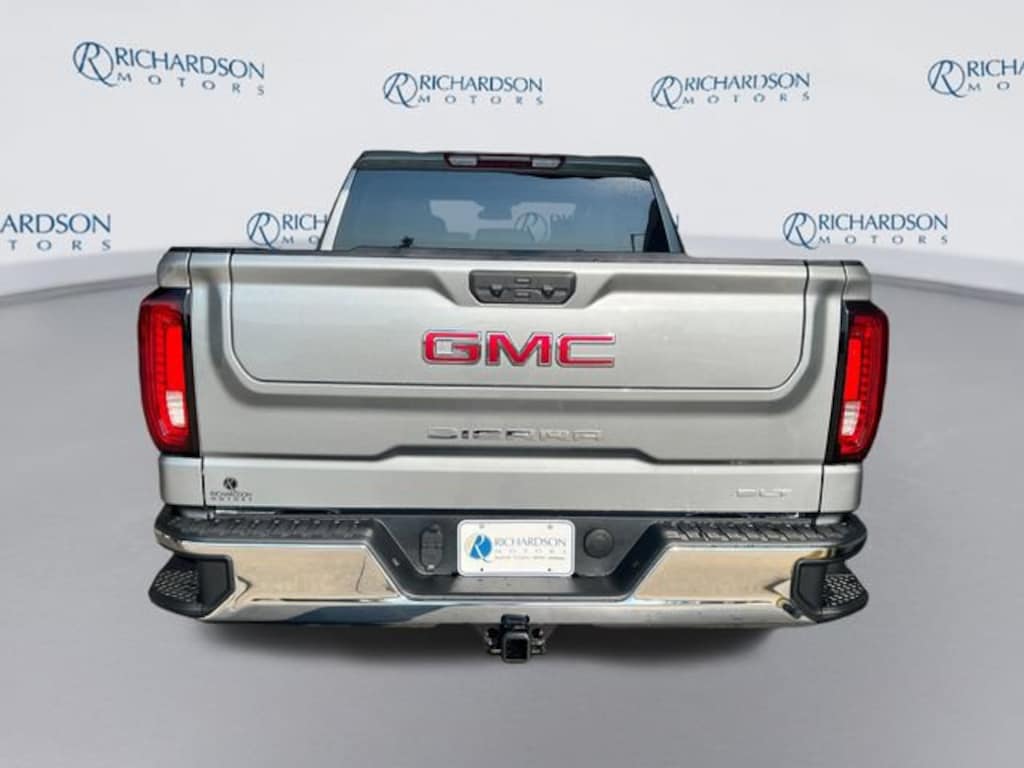 New 2026 GMC Sierra 1500 SLT Truck