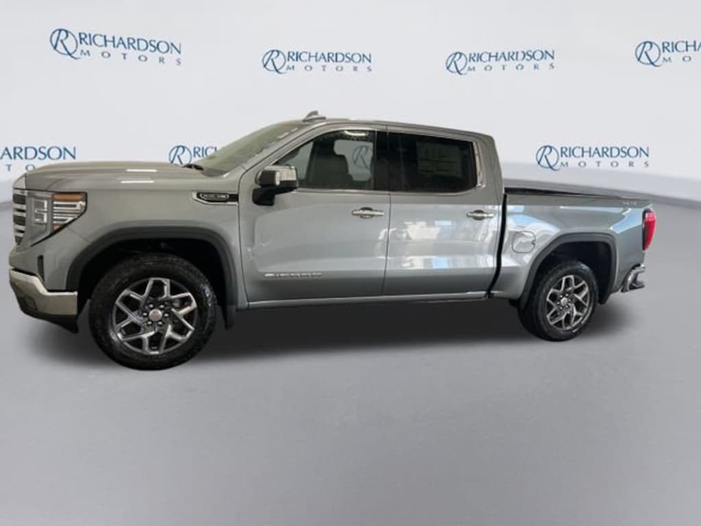 New 2026 GMC Sierra 1500 SLT Truck