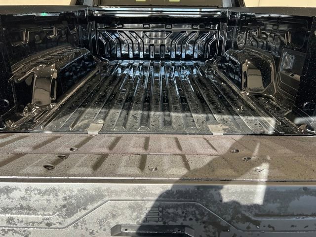 2026 GMC Sierra EV Elevation - Photo 15