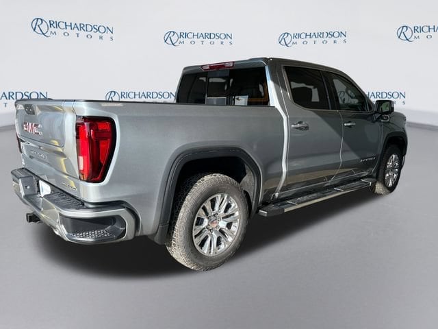 2026 GMC Sierra 1500 Denali - Photo 5