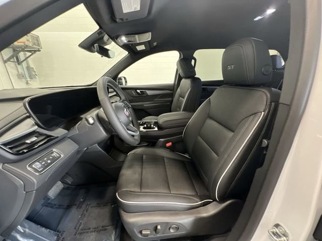 2026 Buick Enclave Sport Touring - Photo 11