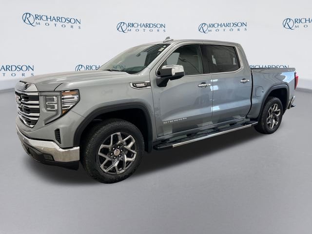 2026 GMC Sierra 4WD Crew Cab Short Box SLT's photo