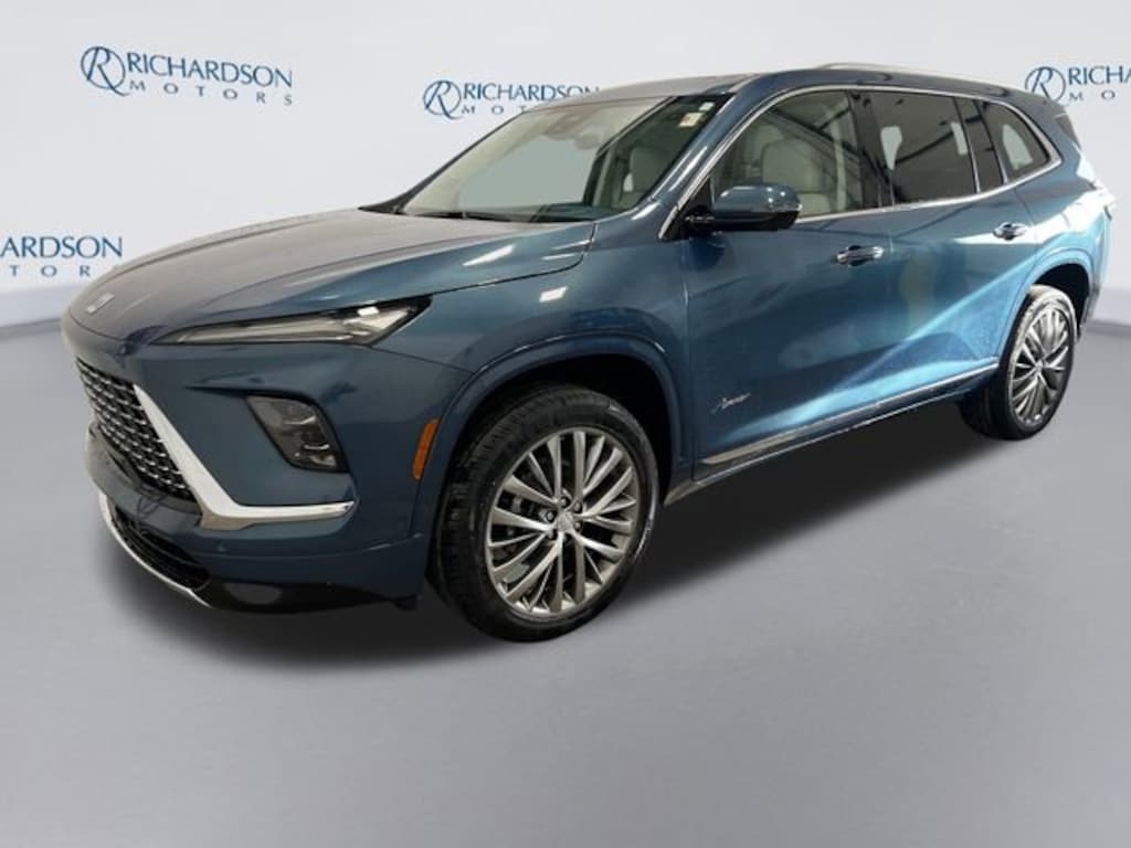 New 2026 Buick Enclave Avenir SUV