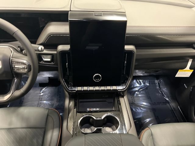 2026 GMC Yukon XL AT4 - Photo 13