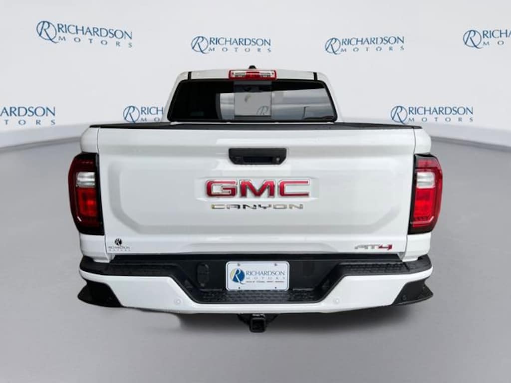 New 2026 GMC Canyon AT4 Truck