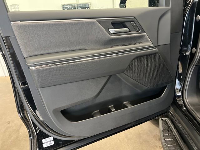 2026 GMC Sierra EV Elevation - Photo 10
