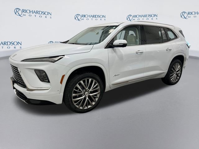 2026 Buick Enclave Avenir AWD's photo