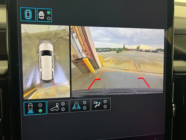2026 GMC Yukon XL AT4 - Photo 14